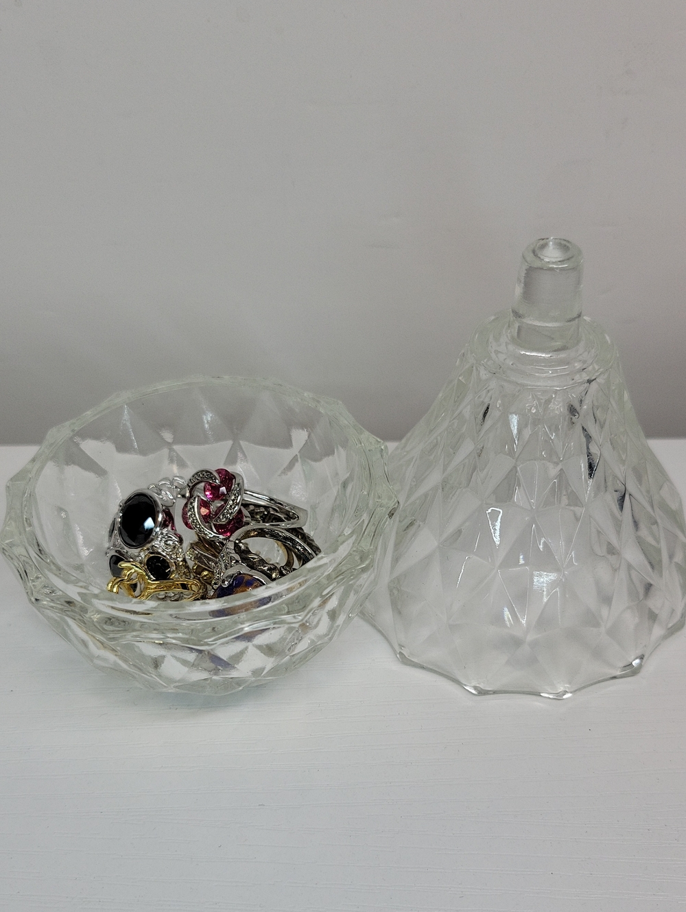 Crystal Pear Made In Italy With Sz6-7 Rings